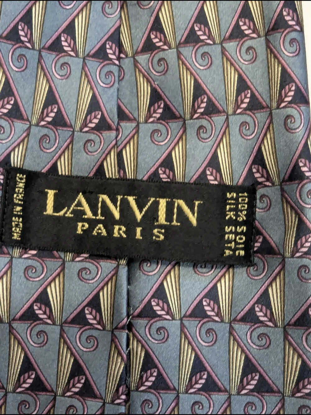Lanvin Paris Men's Tie All SClassic Geometric Pattern Men's Tie in Blue and Pink